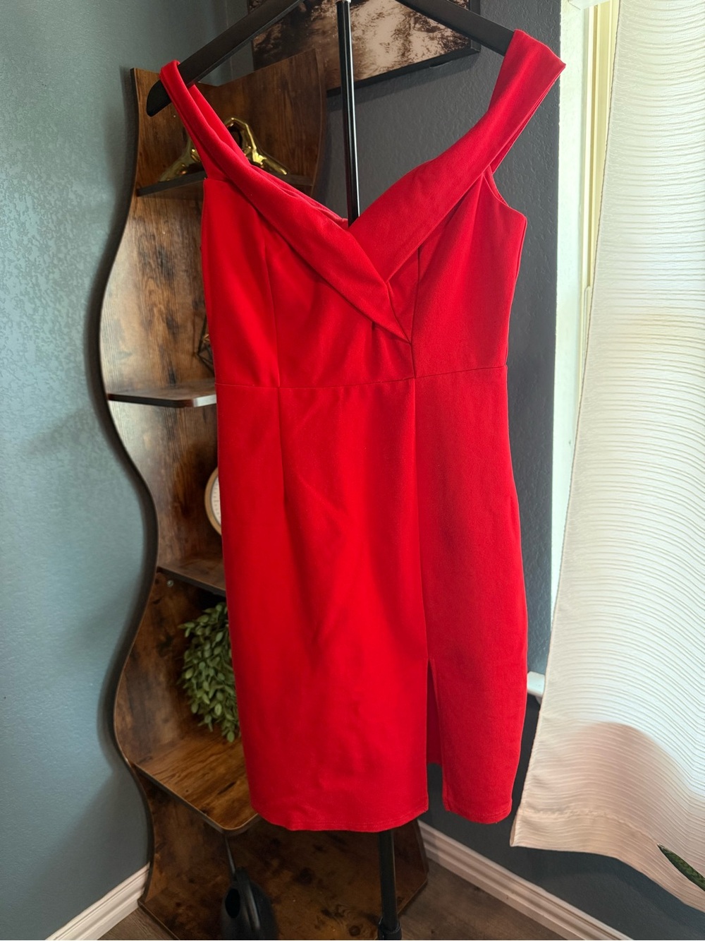 Lulu's Vibrant Red One-Shoulder Sheath Dress